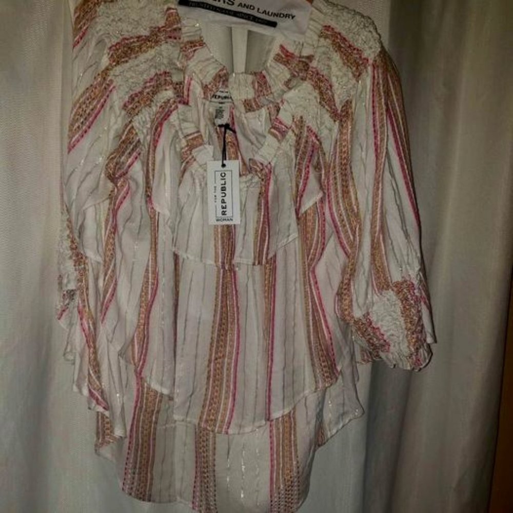 Woman's layered Blouse